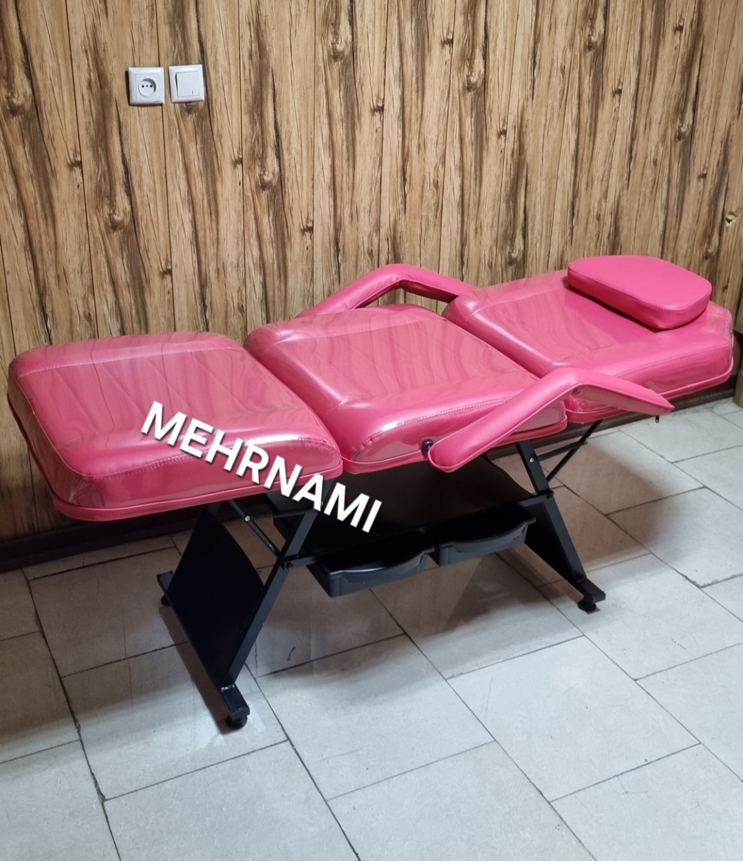تخت پوست و مو و زیبایی برقی و مکانیکی
