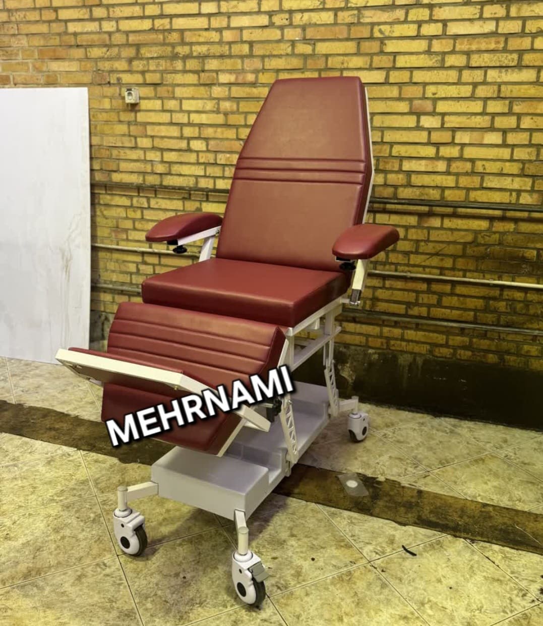 تخت شیمی درمانی برقی